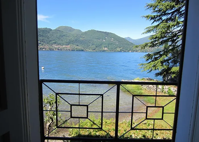 Lierna Beach Apartments